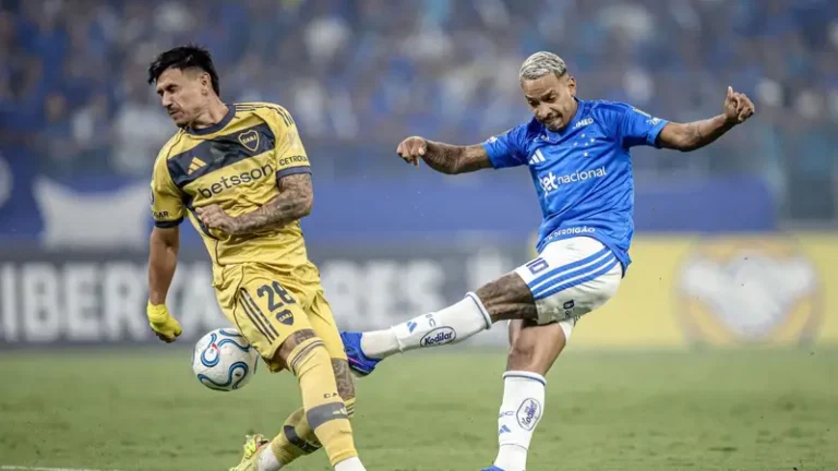 BOCA CAYÓ ANTE CRUZEIRO EN BRASIL Y PERDIÓ EL INVICTO EN LA LIBERTADORES