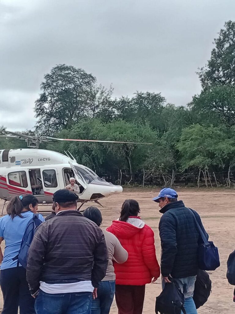 FORTÍN BELGRANO: EVACUARON A UNA ADOLESCENTE EN HELICÓPTERO Y EXPONEN DIFICULTADES DE ACCESO SANITARIO