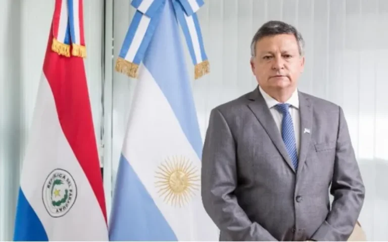 PREOCUPACIÓN POR LA SALUD DE DOMINGO PEPPO: EL EXGOBERNADOR ESTÁ INTERNADO EN TERAPIA INTENSIVA