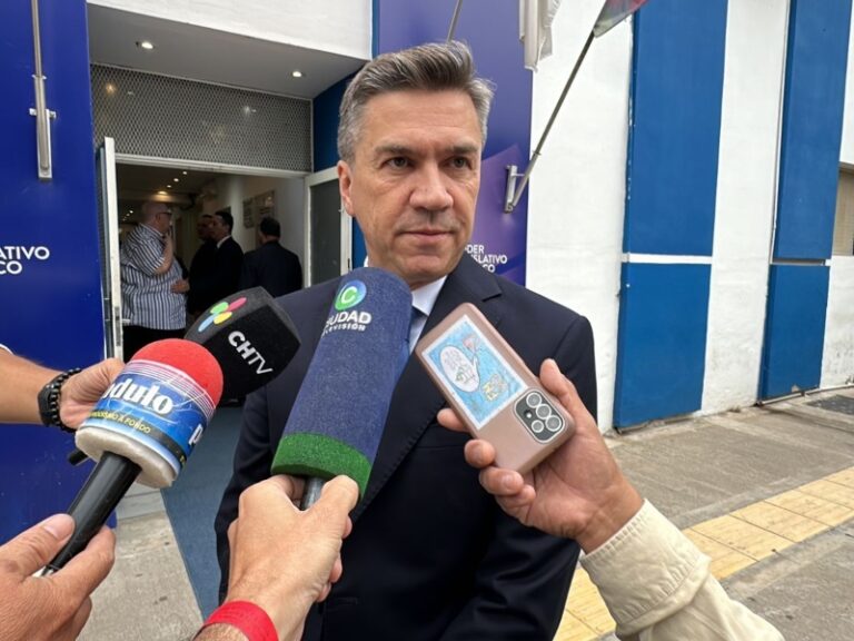 ZDERO NEGÓ PERSECUCIÓN A LA PRENSA Y HABLÓ DE UN “GEN GOLPISTA” DEL PERONISMO
