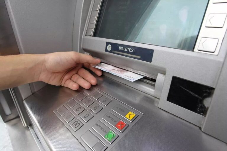 El Gobierno del Chaco confirmó el pago de sueldos: jubilados cobran primero y activos el 2 de junio