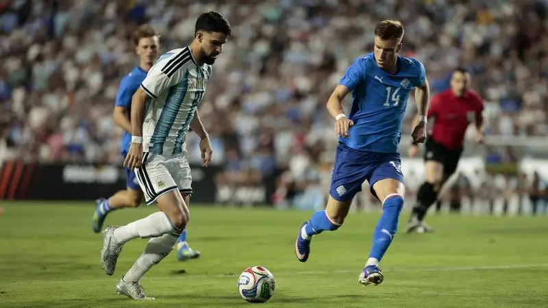 ARGENTINA GOLEÓ A ISLANDIA Y LLEGA EN ALZA AL DEBUT MUNDIALISTA