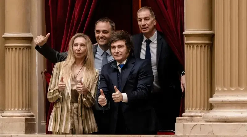 Fin para Adorni: Milei lo desplaza de la Jefatura de Gabinete en medio de la crisis política y judicial