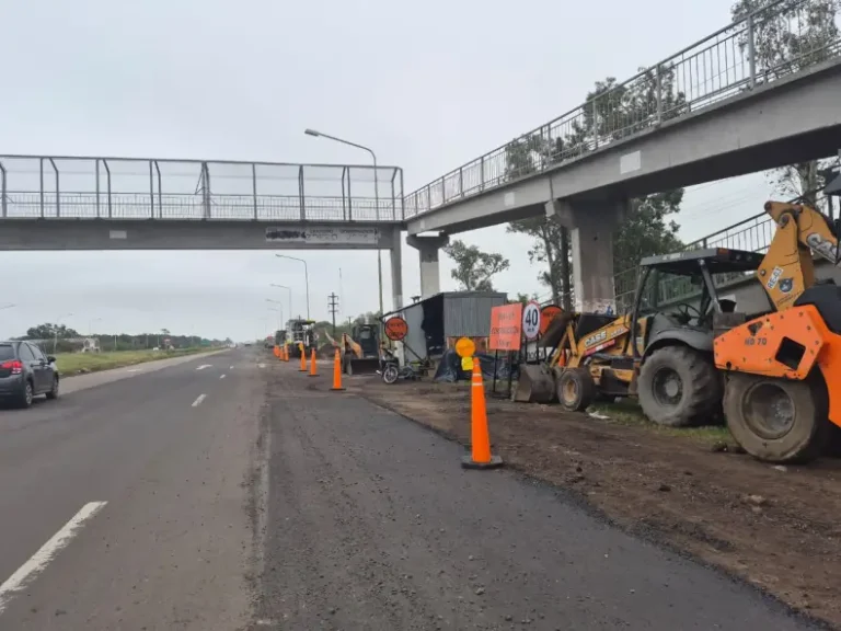 COMENZÓ EL BACHEO DE LA AUTOVÍA RESISTENCIA–MAKALLÉ TRAS AÑOS DE RECLAMOS