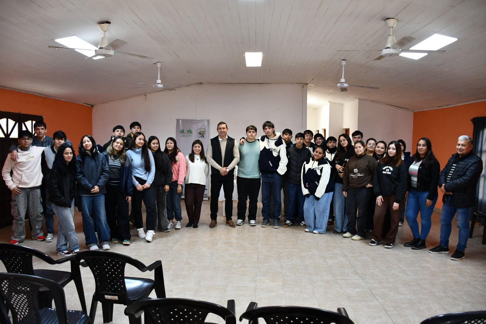 LA ESCONDIDA: ESTUDIANTES DEL ÚLTIMO AÑO PARTICIPARON DEL TALLER “CONSTRUÍ TU FUTURO” JUNTO A LA UNNE