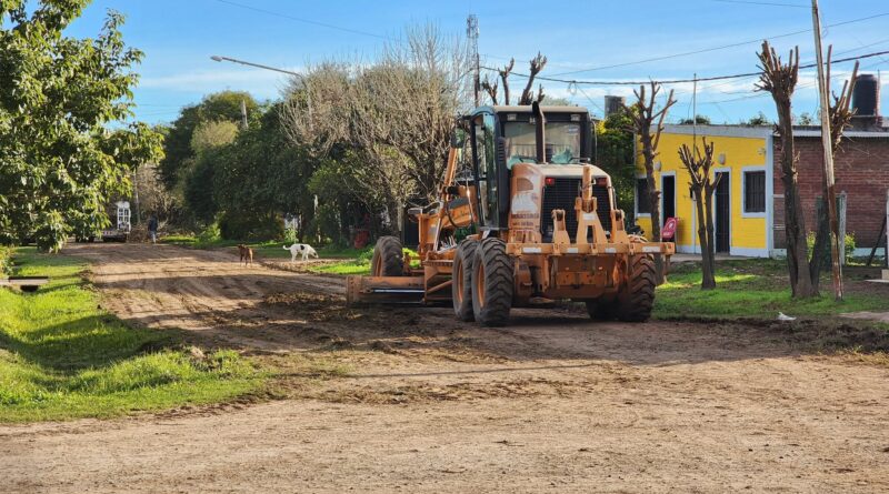 Colonia Elisa: el Municipio intensifica los trabajos de limpieza y mantenimiento en los barrios