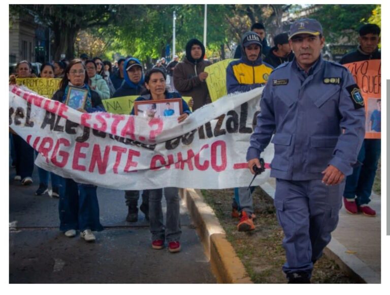 LA JUSTICIA EXIGIÓ A LA POLICÍA DEL CHACO ABSTENERSE DE INTIMIDAR A FAMILIARES DE AXEL GONZÁLEZ