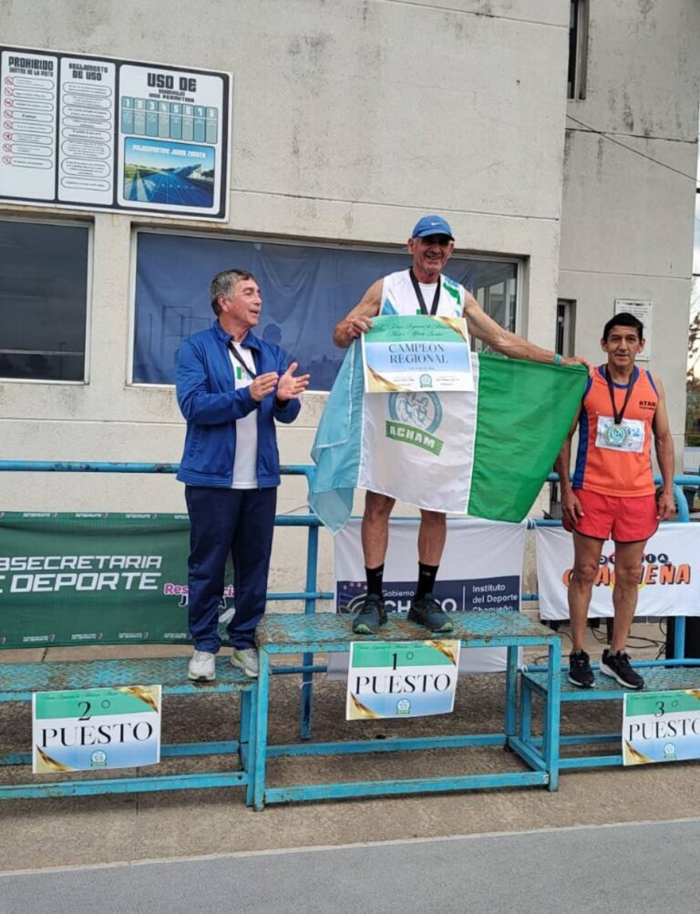 CARLITOS SÁNCHEZ HIZO HISTORIA Y BATIÓ EL RÉCORD ARGENTINO EN LOS 800 METROS