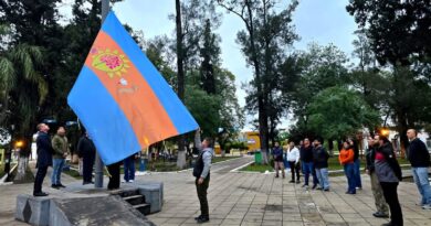 Colonia Elisa celebró el 8° aniversario de la creación de su bandera
