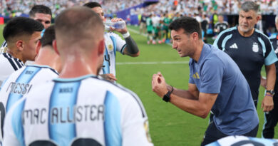 SCALONI DESTACÓ EL TRIUNFO ANTE ARGELIA Y ELOGIÓ A MESSI: «HASTA QUE QUIERA, SERÁ EL MEJOR»