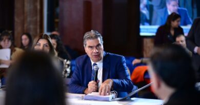 Capitanich exige explicaciones por un decreto que habilita endeudamiento por USD 5.000 millones