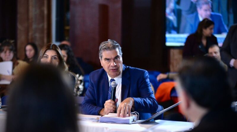Capitanich exige explicaciones por un decreto que habilita endeudamiento por USD 5.000 millones