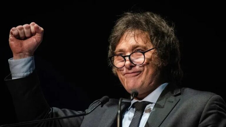 MILEI VOLVIÓ A CUESTIONAR A LA PRENSA EN EL DÍA DEL PERIODISTA MIENTRAS DIRIGENTES DE DISTINTOS ESPACIOS DESTACARON LA LIBERTAD DE EXPRESIÓN