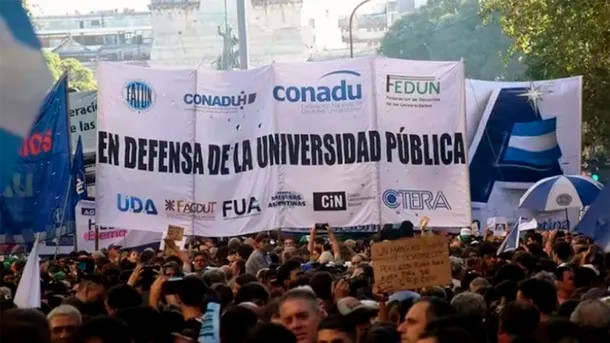 PARO UNIVERSITARIO DE 48 HORAS EN TODO EL PAÍS: DOCENTES RECLAMAN AUMENTOS SALARIALES Y MÁS FINANCIAMIENTO