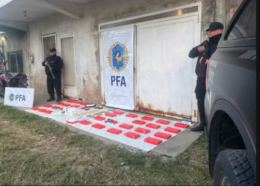 Corrientes: secuestraron más de 37 kilos de cocaína con el sello del «Patrón del Norte»