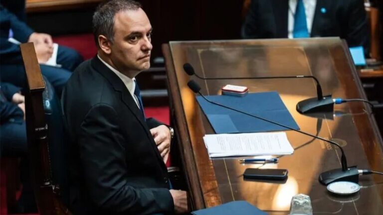 Caso Adorni: un informe patrimonial clave podría definir si el jefe de Gabinete es citado a indagatoria