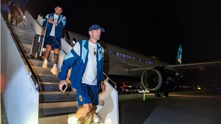 La Selección Argentina regresa este lunes al país: llegará a Ezeiza cerca de las 17