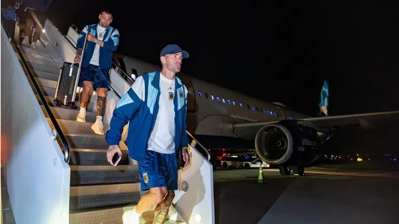La Selección Argentina regresa este lunes al país: llegará a Ezeiza cerca de las 17
