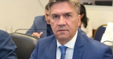 Zdero anunció un aumento del 10% en cuotas y sumas no remunerativas: docentes, estatales y fuerzas expresan su malestar