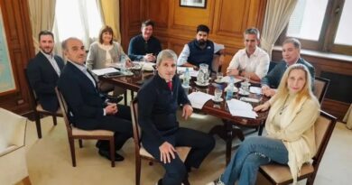 El Gobierno reúne a la mesa política para definir la estrategia legislativa tras el Mundial