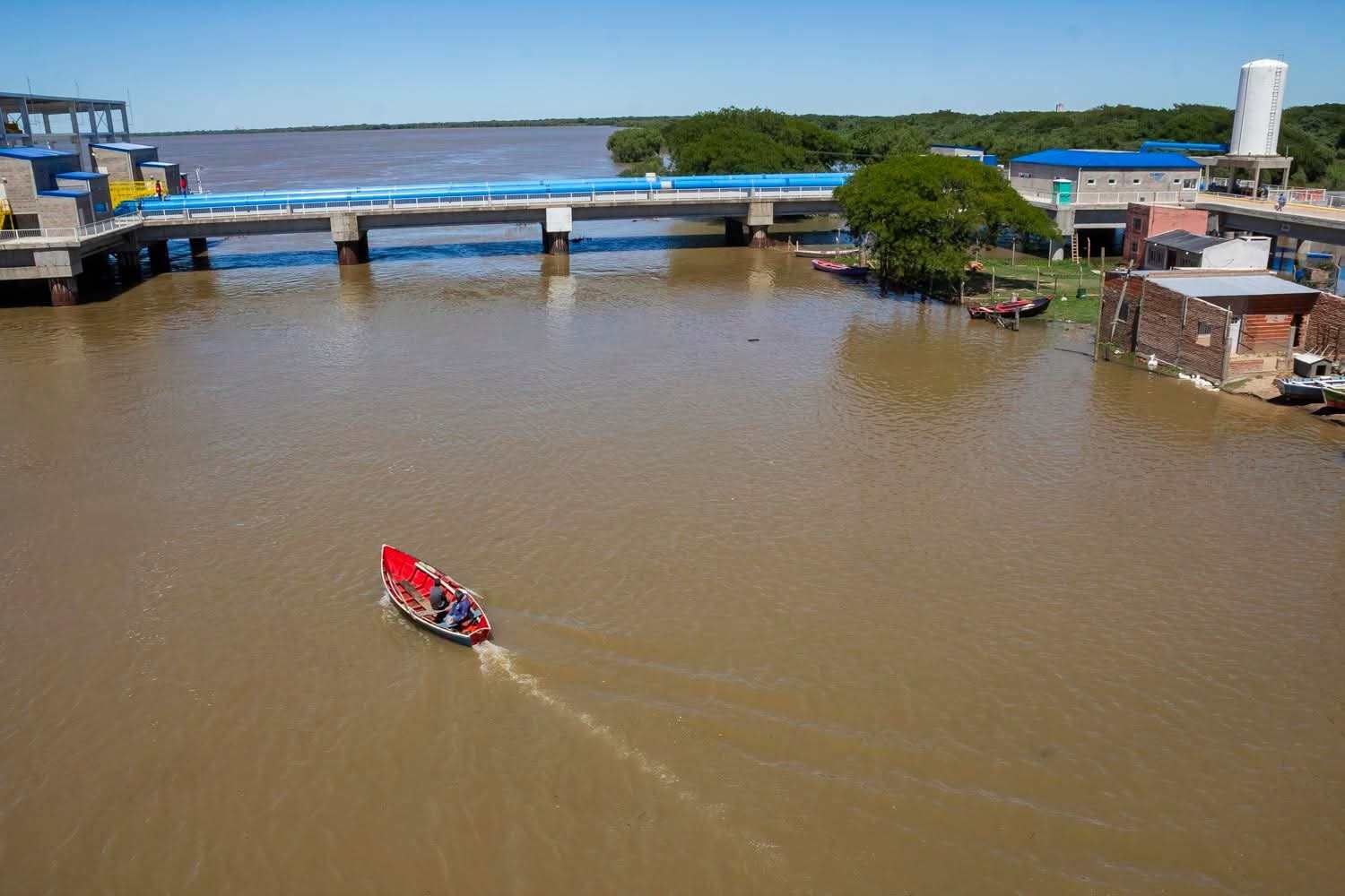 La APA alertó por un aumento del caudal del río Paraná y recomendó extremar precauciones