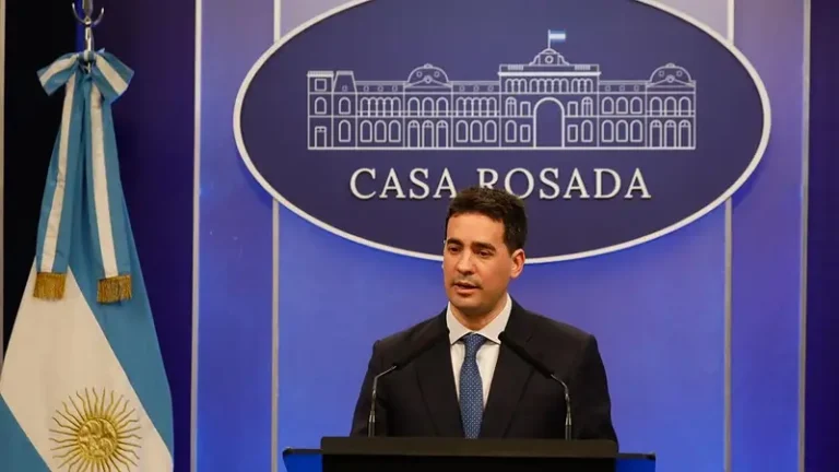 Fuerte cruce entre periodistas y Ravier en Casa Rosada
