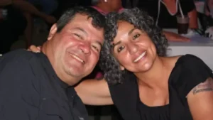 EMERENCIANO SENA Y MARCELA ACUÑA VOLVERÁN AL BANQUILLO: LOS JUZGARÁN POR PRESUNTO LAVADO Y MANEJO IRREGULAR DE FONDOS PÚBLICOS