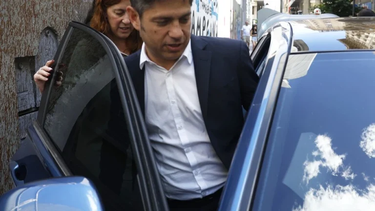 Cumbre del peronismo: Kicillof, Massa y Máximo Kirchner acordaron defender las PASO y avanzar con una mesa política