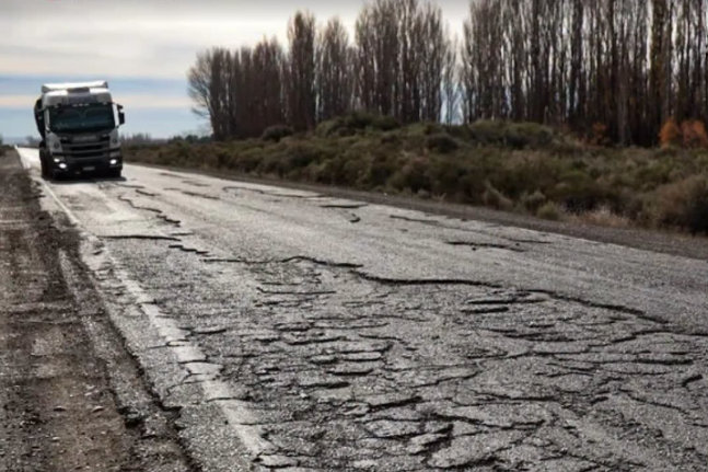 RUTAS: DENUNCIAN QUE CASI EL 74% DE LOS FONDOS RECAUDADOS NO FUE DESTINADO A OBRAS VIALES