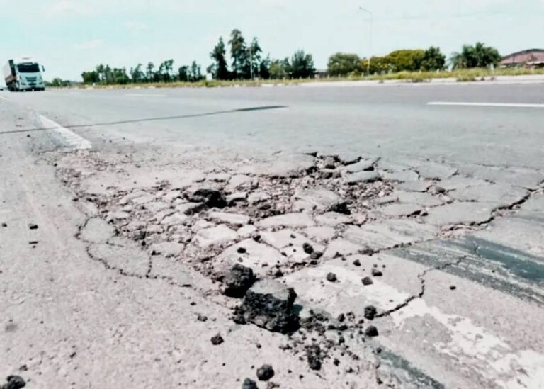 La Justicia ordenó al Gobierno nacional reparar de manera urgente las rutas 7, 8 y 33