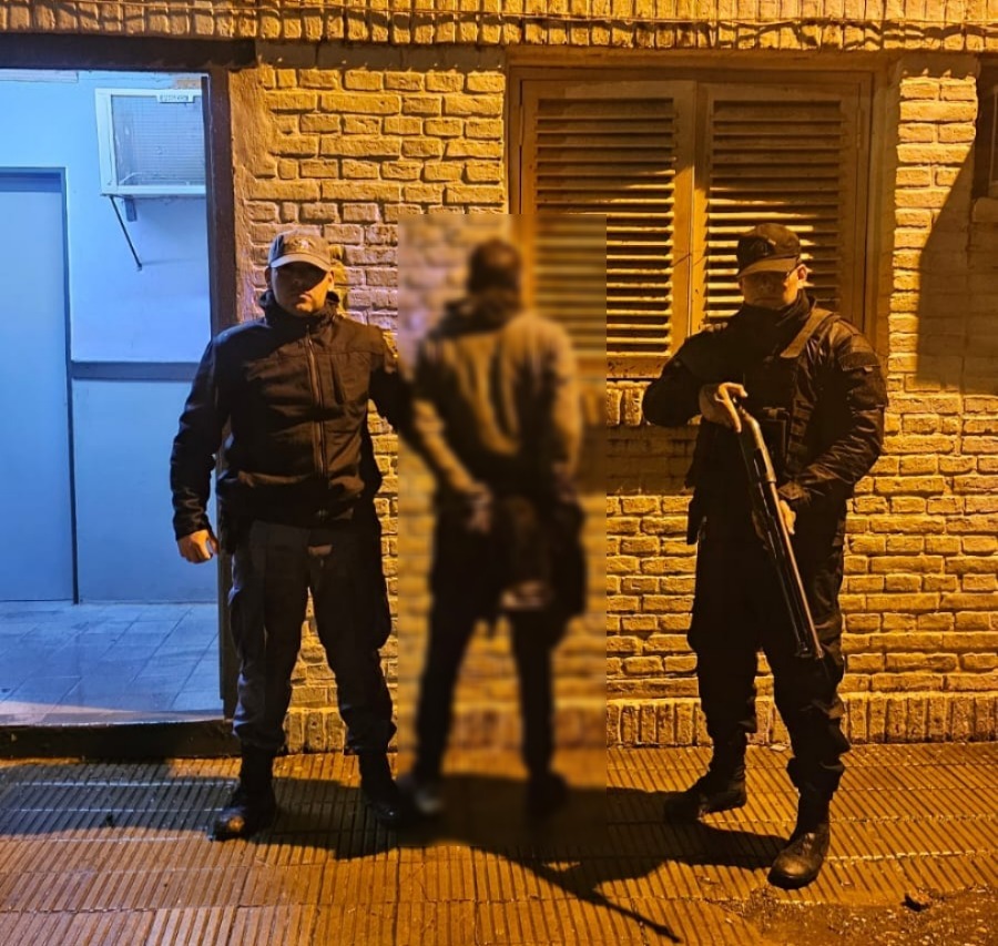 Sáenz Peña: atraparon a un joven acusado de amenazar con un cuchillo a una mujer en el barrio AIPO