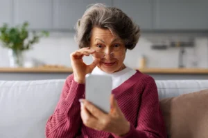 PAMI mantiene la cobertura de lentes gratis: quiénes pueden acceder y cómo tramitarlos
