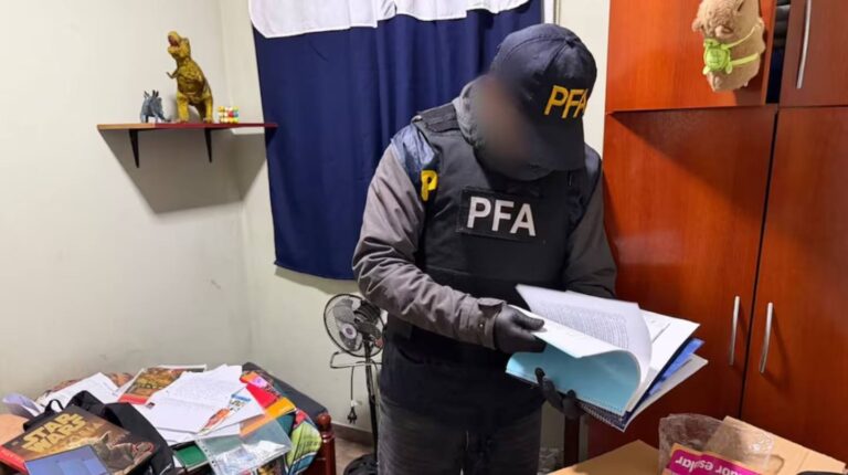 Alerta internacional por un adolescente de 15 años en Quilmes: investigan un presunto plan de ataque contra su escuela