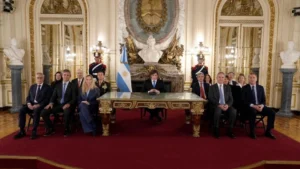 Milei endurece la posición argentina por Malvinas: “Las islas son nuestras y nos las arrebataron”