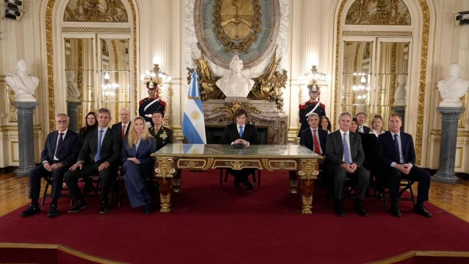 Milei endurece la posición argentina por Malvinas: “Las islas son nuestras y nos las arrebataron”