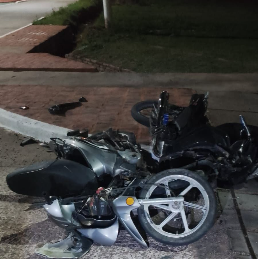 La Clotilde: cuatro adolescentes resultaron heridos en un accidente y fueron trasladados al Hospital 4 de Junio