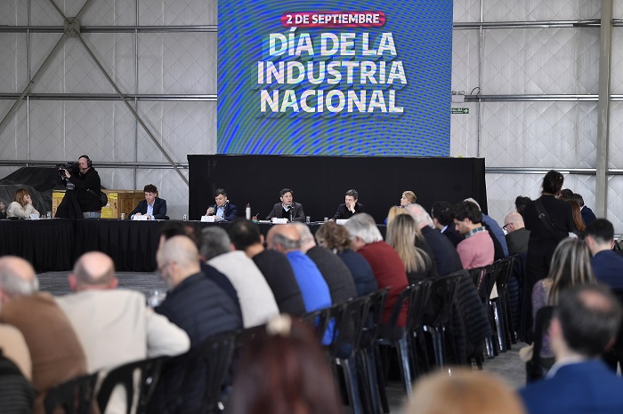 Kicillof apuntó contra Milei por la crisis industrial: “Hay un plan sistemático de desindustrialización”